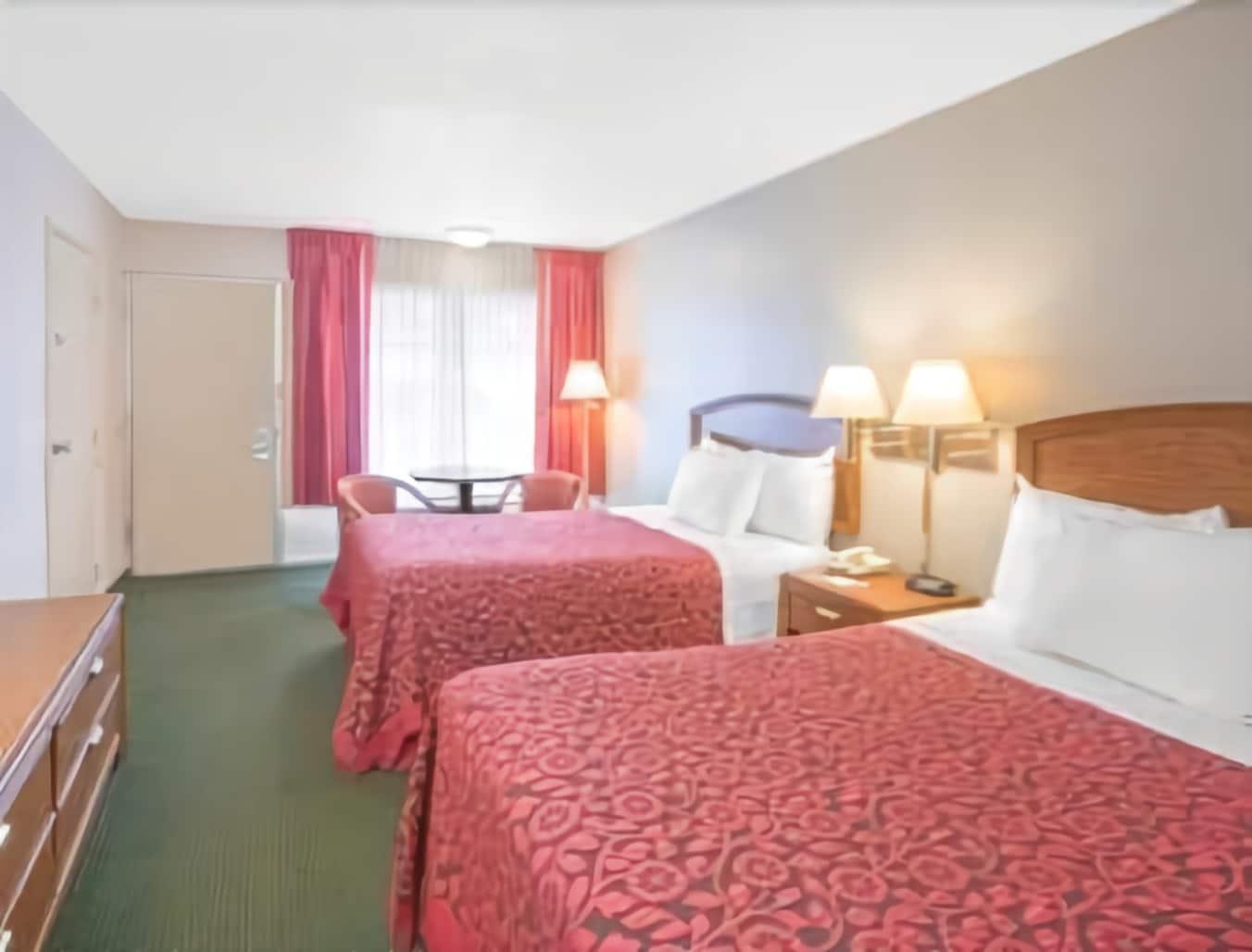 Days Inn By Wyndham Wilmington / University Bagian luar foto