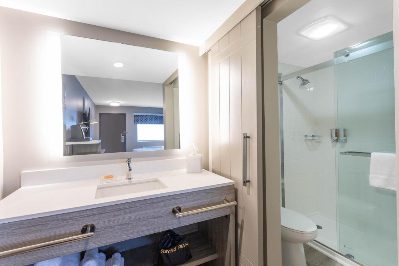 Days Inn By Wyndham Wilmington / University Bagian luar foto